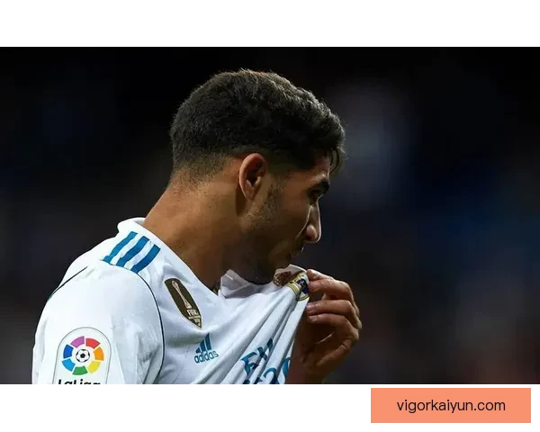 阿什拉夫在皇马青训表现出色，持续提升成为备受期待的年轻球员